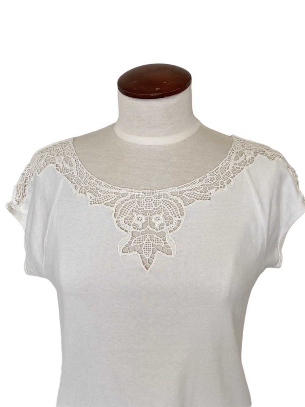 Lauren Ralph Lauren Size M Lace Trim Stretch-Cotton Top Cream Short Sleeve